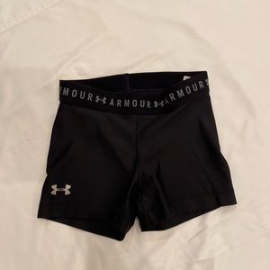 Under Armour Yoga shorts XS
